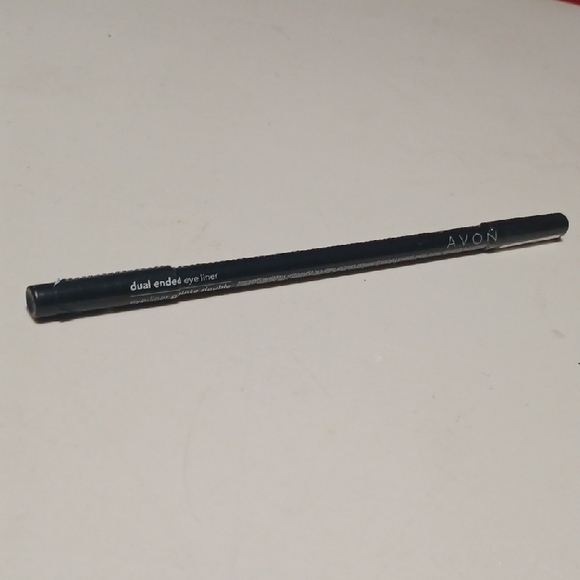 Avon Midnight Black Eyeliner Pencil - Picture 8 of 8